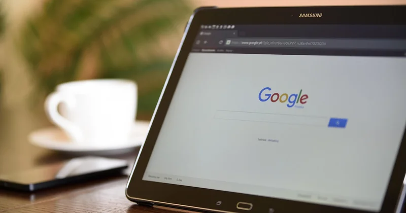 Comment servir le bon format à chaque navigateur